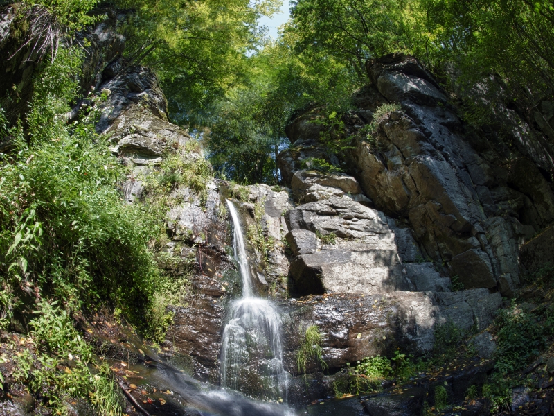 Národná prírodná pamiatka starohutiansky vodopád